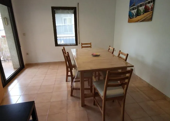 Appartement T4 A 100 Metres De La Plage
